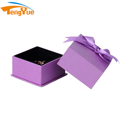 Custom Jewelry Gift Boxes